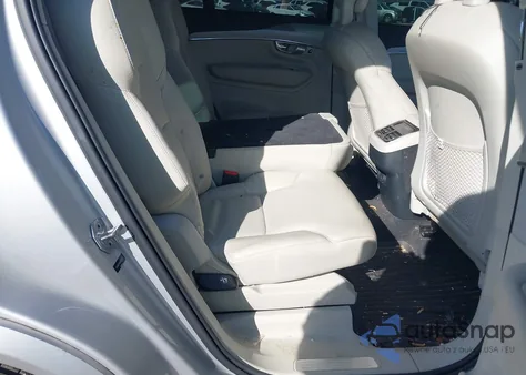 2021 Volvo Xc90 T5 Momentum 7 Passenger z USA, uszkodzony, nr VIN YV4102CKXM1695548